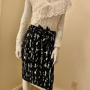 Beautiful east5th pencil skirt